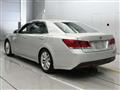 2013 Toyota Crown Hybrid