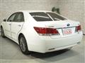 2013 Toyota Crown Hybrid