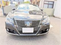 2013 Toyota Crown Hybrid