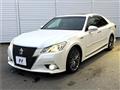 2013 Toyota Crown Hybrid