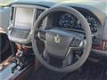 2013 Toyota Crown Hybrid