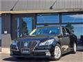 2013 Toyota Crown Hybrid