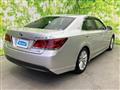 2013 Toyota Crown Hybrid