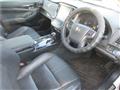 2013 Toyota Crown Hybrid