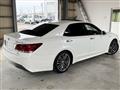 2013 Toyota Crown Hybrid