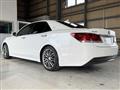 2013 Toyota Crown Hybrid