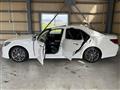 2013 Toyota Crown Hybrid