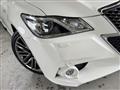 2013 Toyota Crown Hybrid