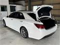 2013 Toyota Crown Hybrid