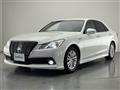 2013 Toyota Crown Hybrid