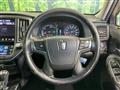 2014 Toyota Crown Hybrid