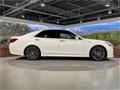 2014 Toyota Crown Hybrid
