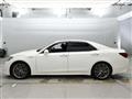 2015 Toyota Crown Hybrid
