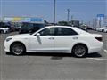2015 Toyota Crown Hybrid