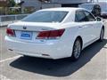 2015 Toyota Crown Hybrid
