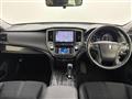 2015 Toyota Crown Hybrid