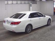 2016 Toyota Crown Hybrid