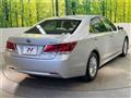 2016 Toyota Crown Hybrid