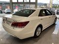 2016 Toyota Crown Hybrid
