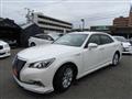 2017 Toyota Crown Hybrid