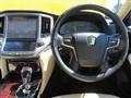 2017 Toyota Crown Hybrid