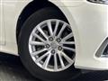 2017 Toyota Crown Hybrid