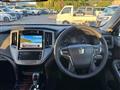 2017 Toyota Crown Hybrid