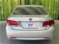 2017 Toyota Crown Hybrid