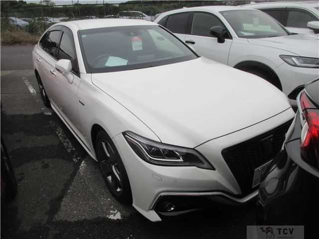 2018 Toyota Crown Hybrid
