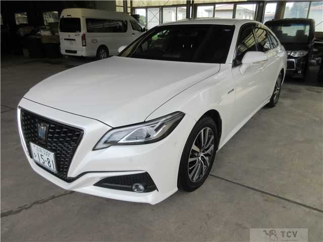 2019 Toyota Crown Hybrid