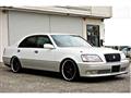2001 Toyota Crown Majesta