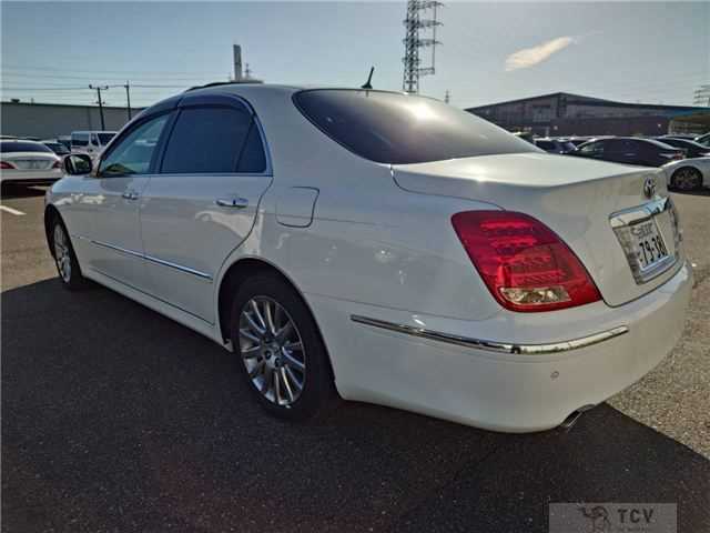 2007 Toyota Crown Majesta