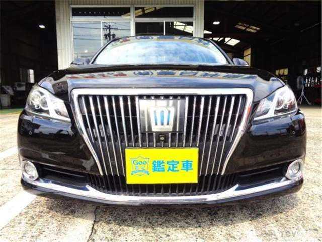2016 Toyota Crown Majesta