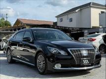 2016 Toyota Crown Majesta