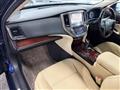 2016 Toyota Crown Majesta