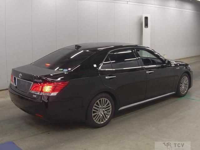 2018 Toyota Crown Majesta