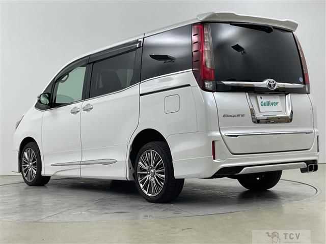2015 Toyota Esquire