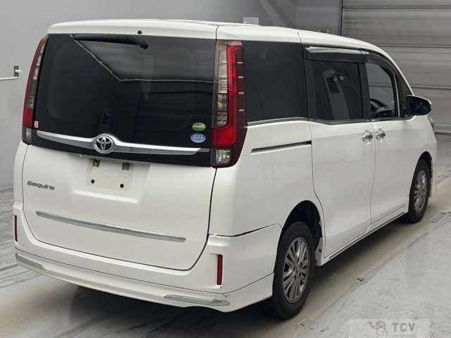 2015 Toyota Esquire