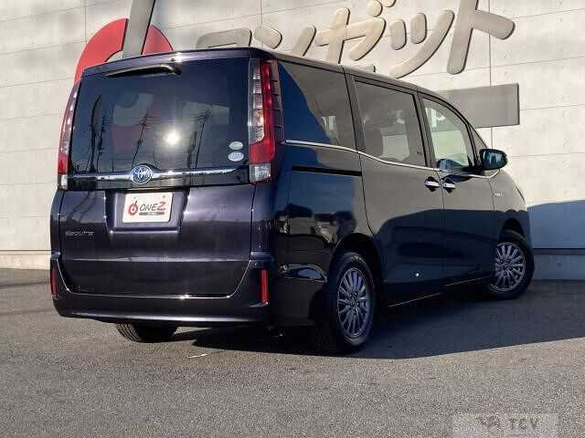 2016 Toyota Esquire