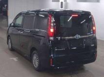 2017 Toyota Esquire