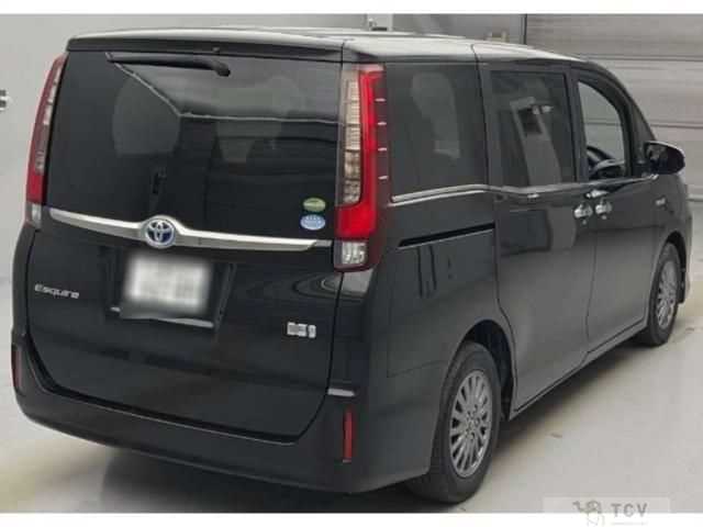2017 Toyota Esquire