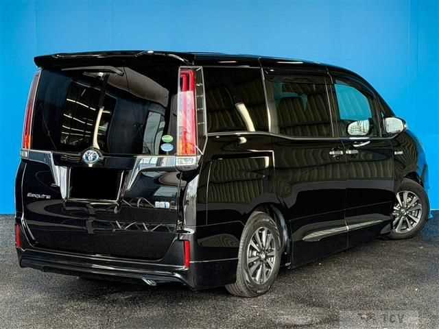 2017 Toyota Esquire