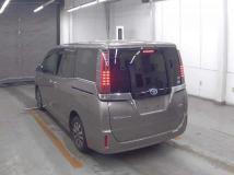 2017 Toyota Esquire
