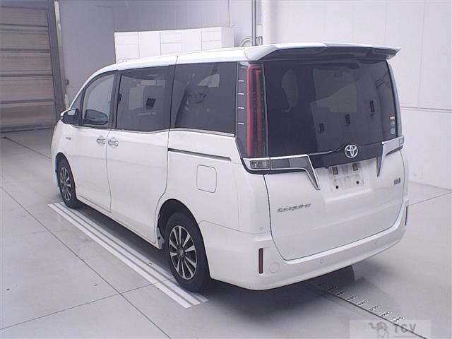 2019 Toyota Esquire