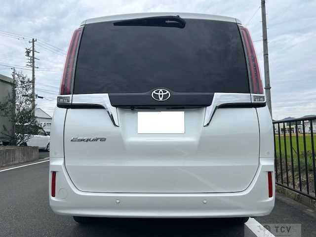 2019 Toyota Esquire