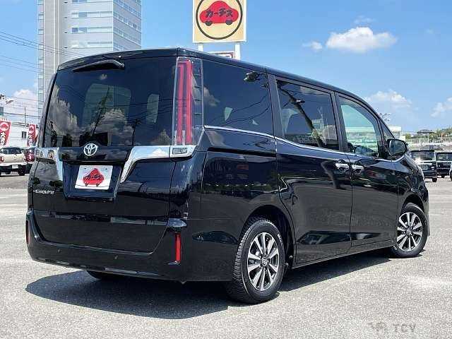 2020 Toyota Esquire