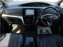 2016 Toyota Estima