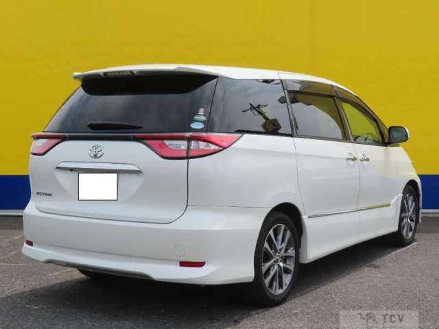 2016 Toyota Estima