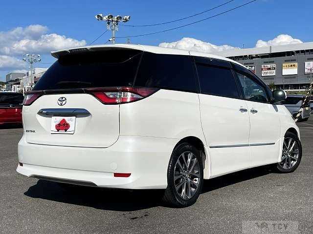 2017 Toyota Estima