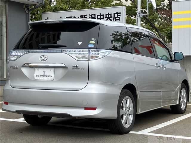 2010 Toyota Estima Hybrid